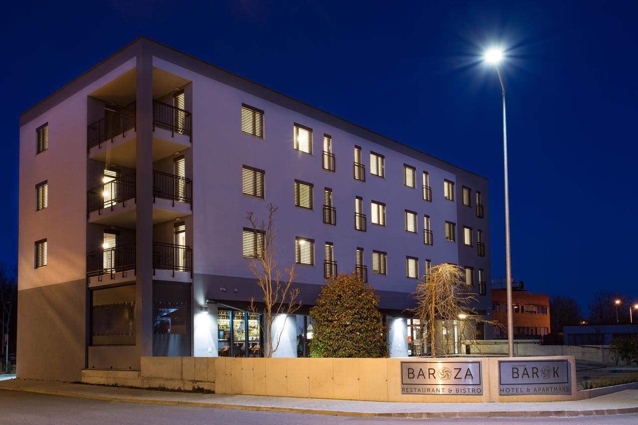 Barok Hotel And Apartments Bratislava Bagian luar foto